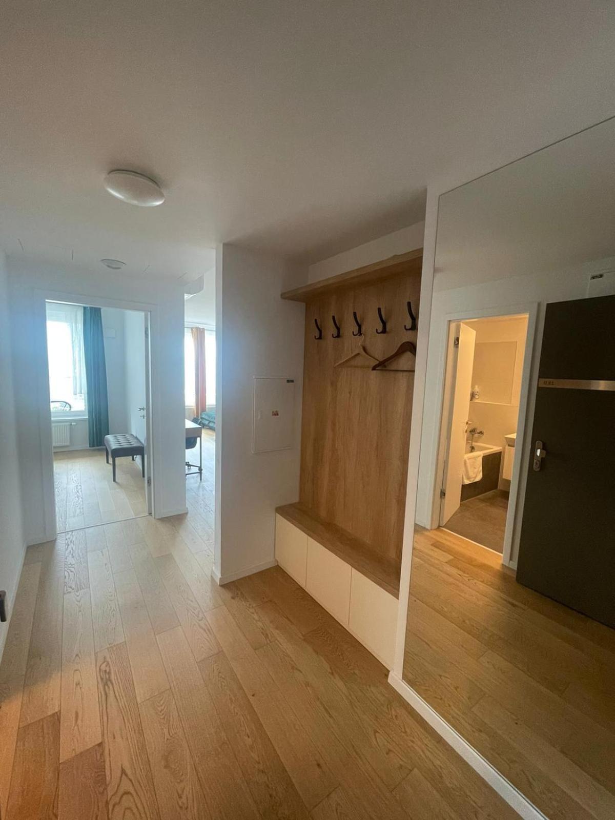 New Downtown Apartment Couple Minute From The Old Town Bratislava Eksteriør bilde